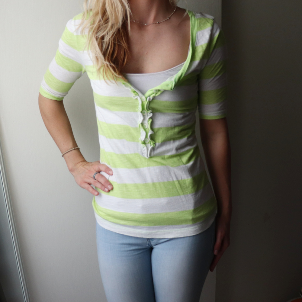 Old Navy | Ruffle 3/4 Sleeve / Bundle: 2 for $8!